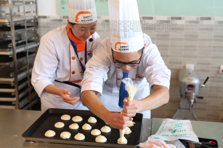 主持人学习西点