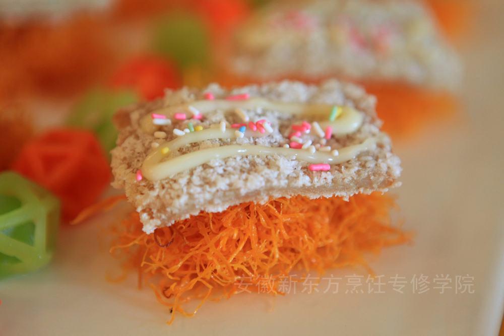 作品：雪花小牛排 原料：牛里脊 制作者：郭闻达